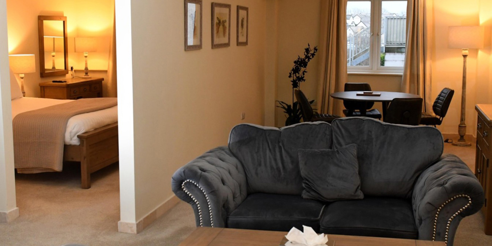 Spacious Family Room at Comis Hotel