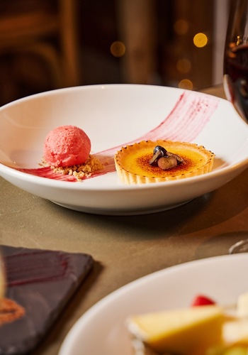 Wine Selection & Dining Service at Comis Hotel Isle of Man